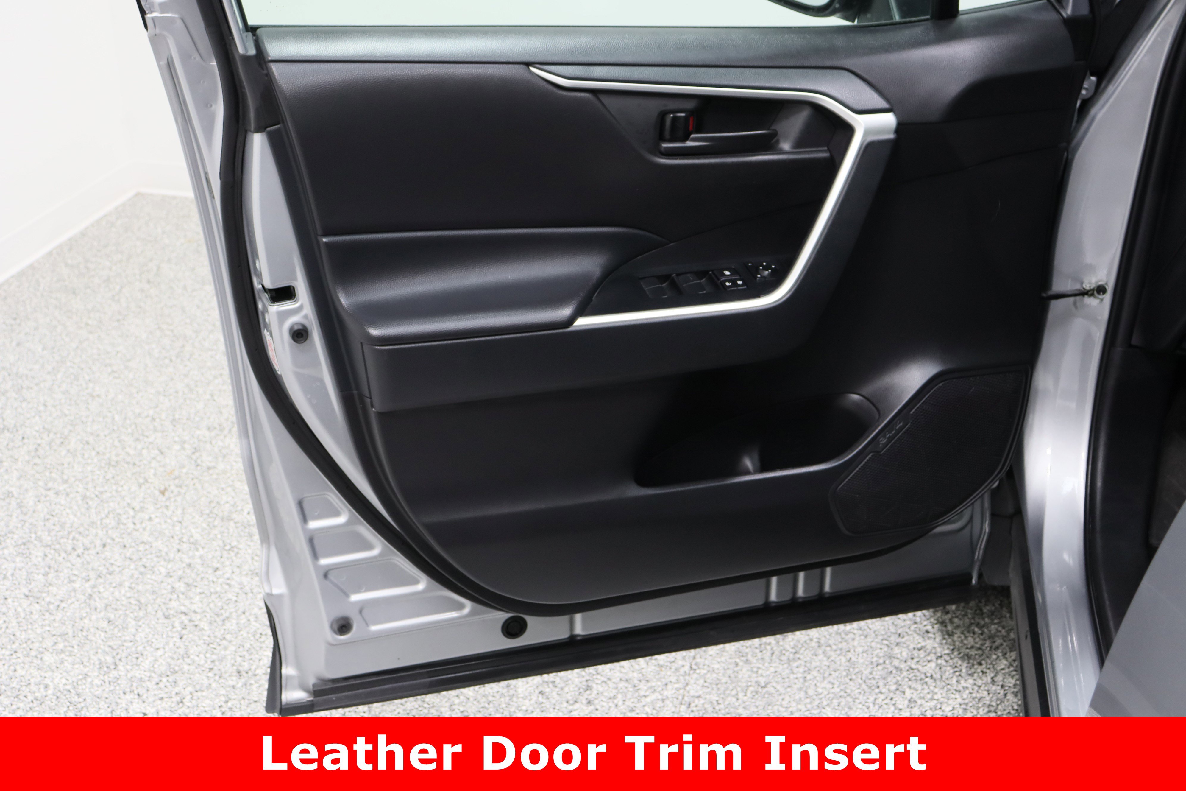 Used 2024 Toyota RAV4 LE image 12