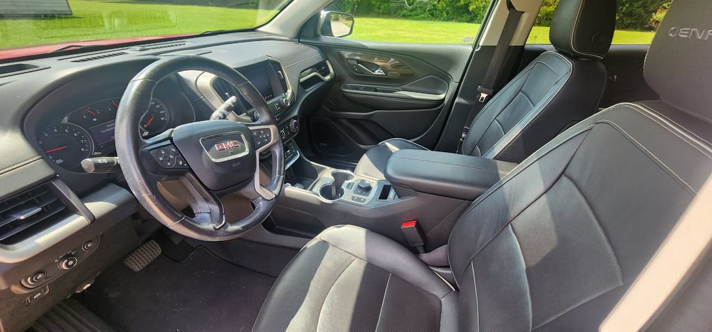 Used 2019 GMC Terrain Denali w/ Advanced Safety Package FWD image 16