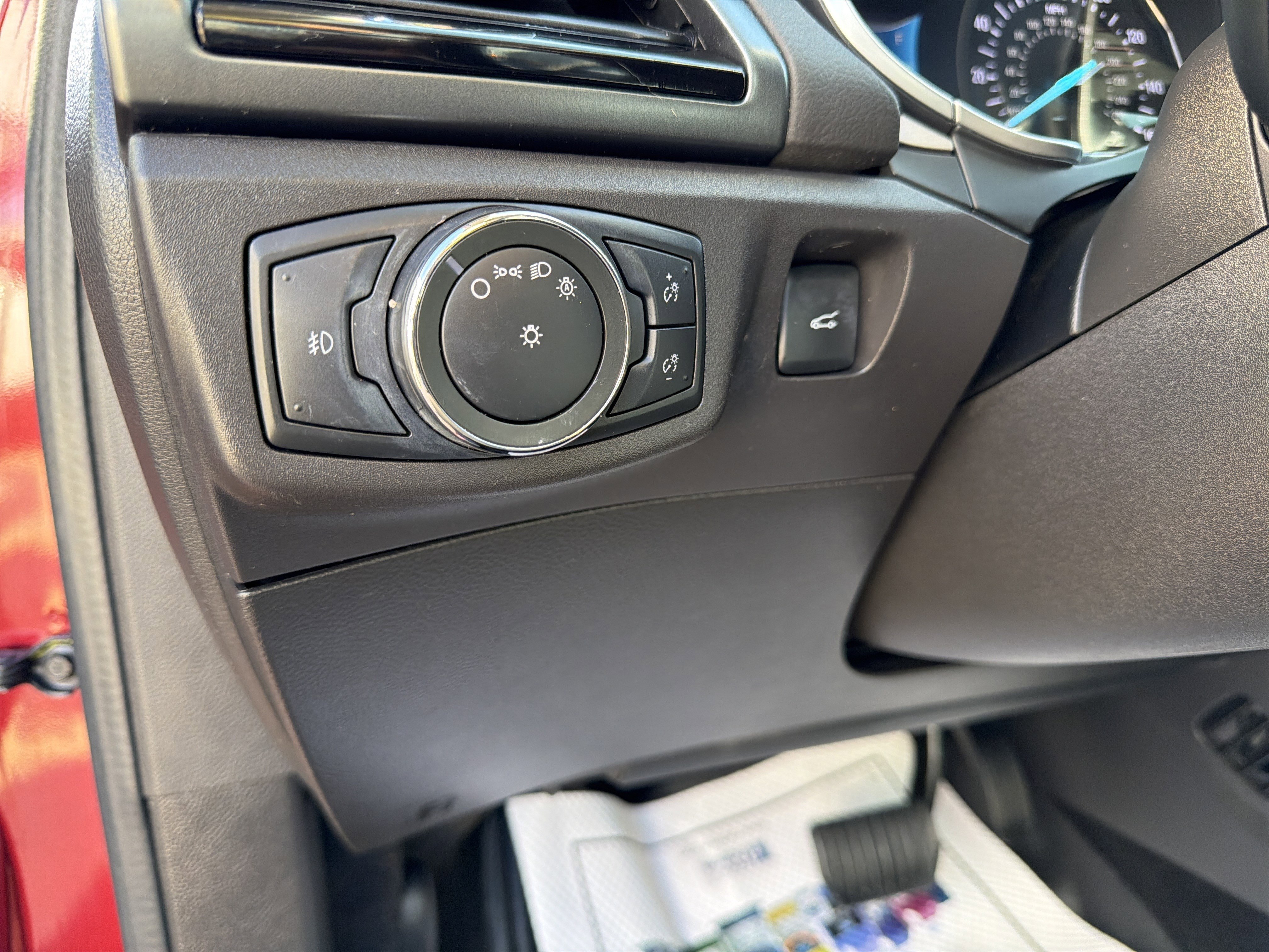 Used 2014 Ford Fusion SE image 14