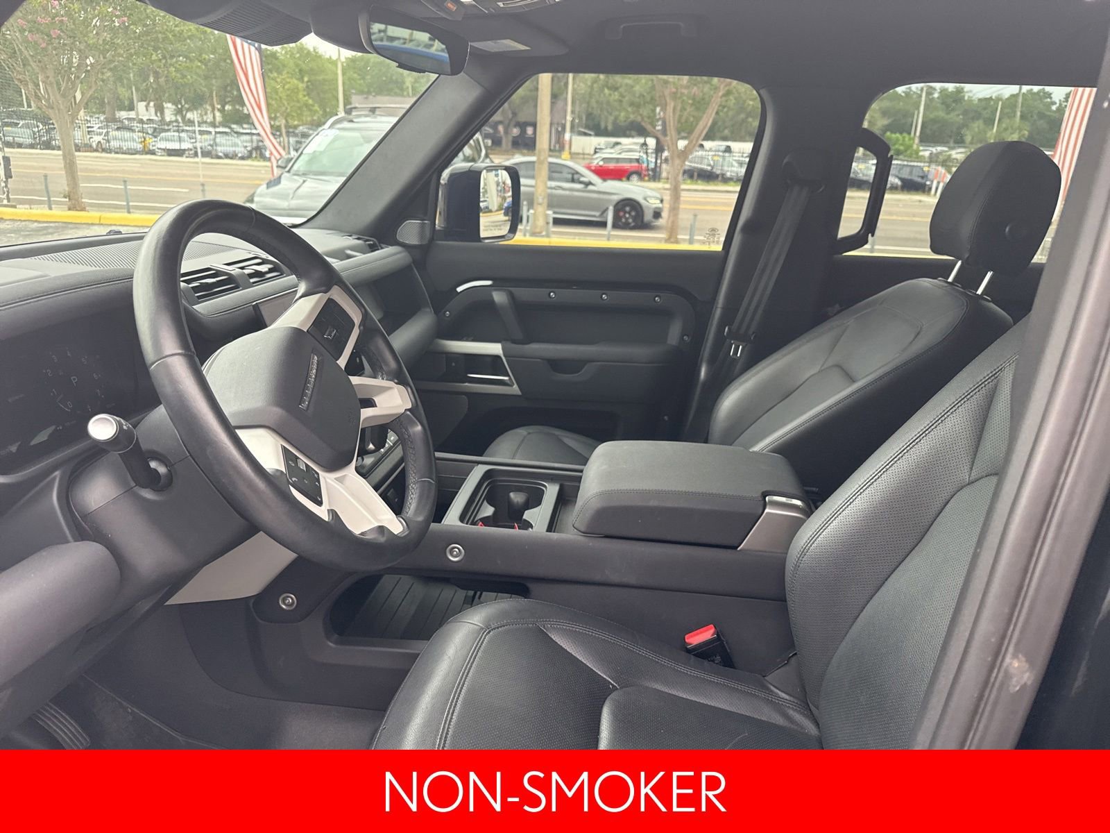 Used 2023 Land Rover Defender 130 SE AWD/4WD image 6