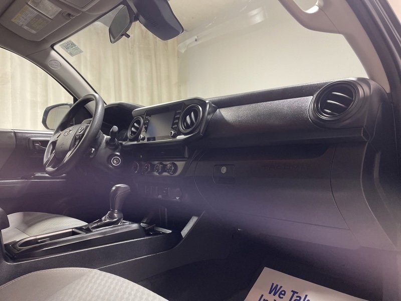 Used 2020 Toyota Tacoma SR image 13