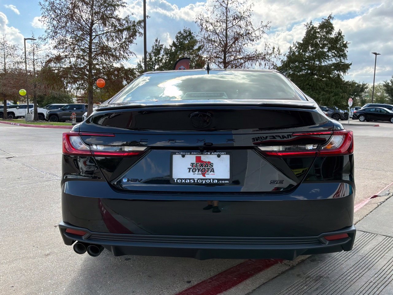 New 2026 Toyota Camry SE FWD image 6
