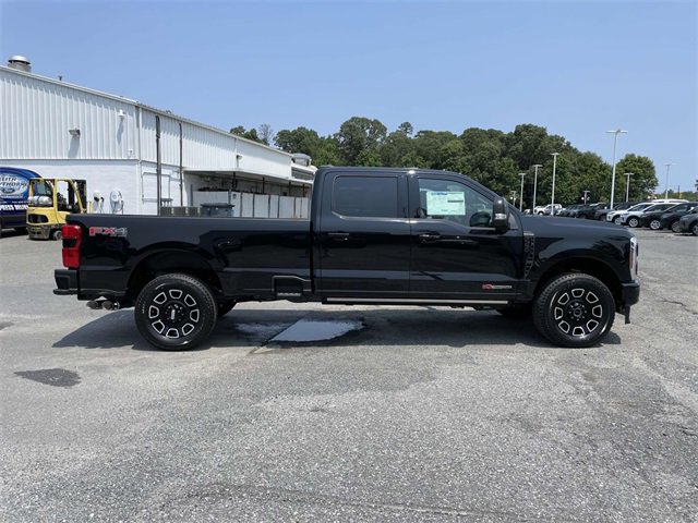 New 2025 Ford F350 Platinum w/ FX4 Off-Road Package image 8
