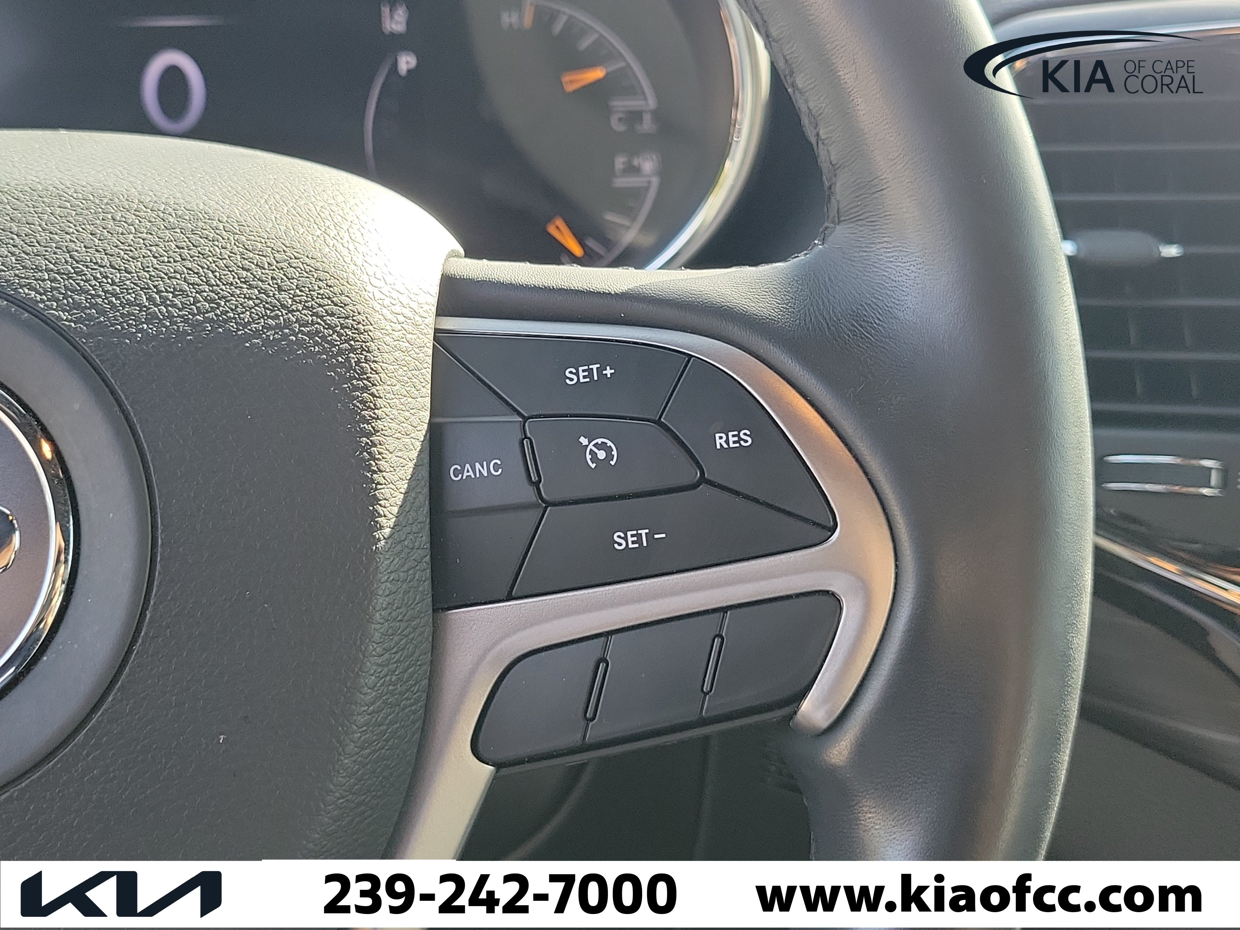 Used 2021 Jeep Grand Cherokee Laredo X RWD image 26