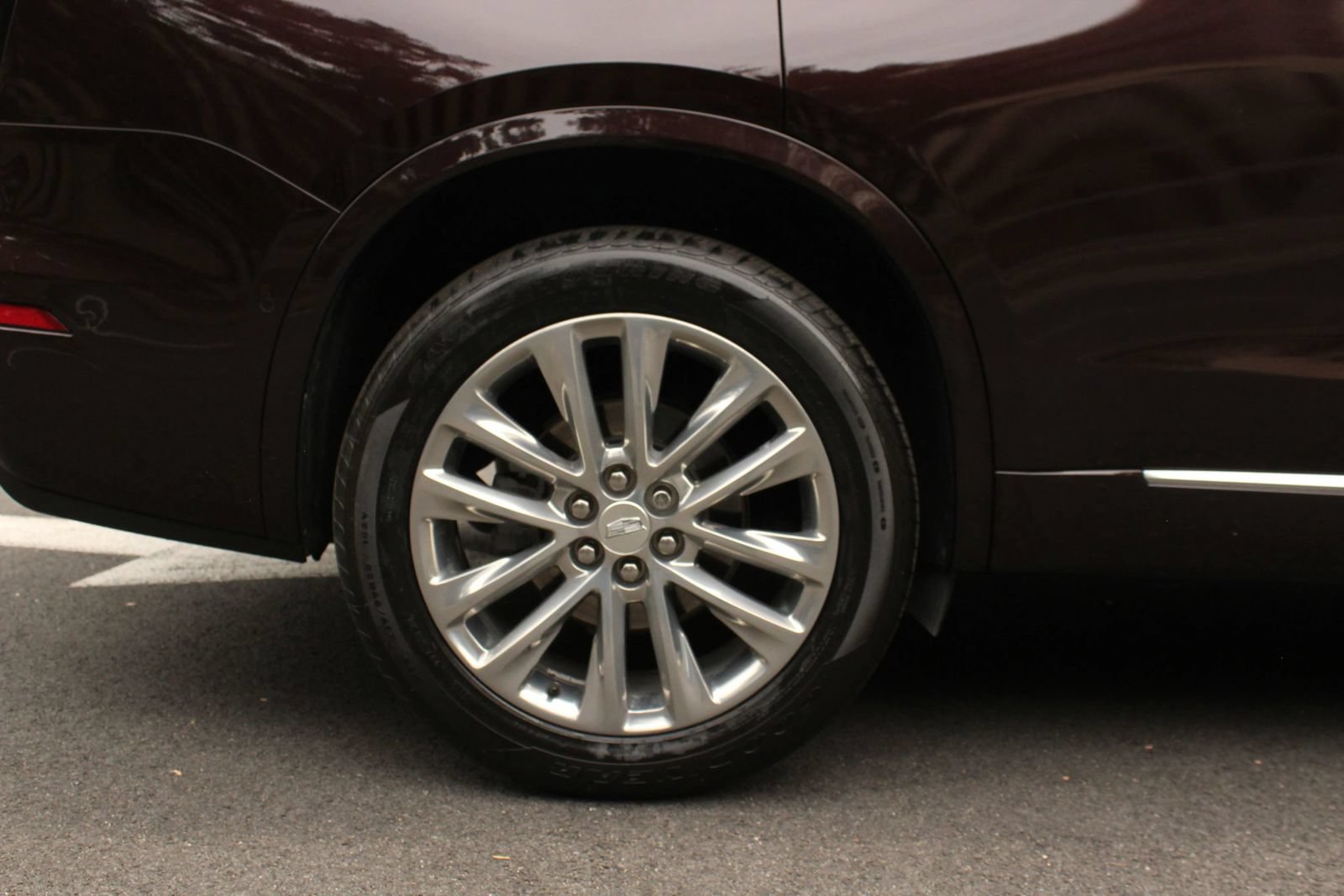 Used 2021 Cadillac XT6 Premium Luxury FWD image 5