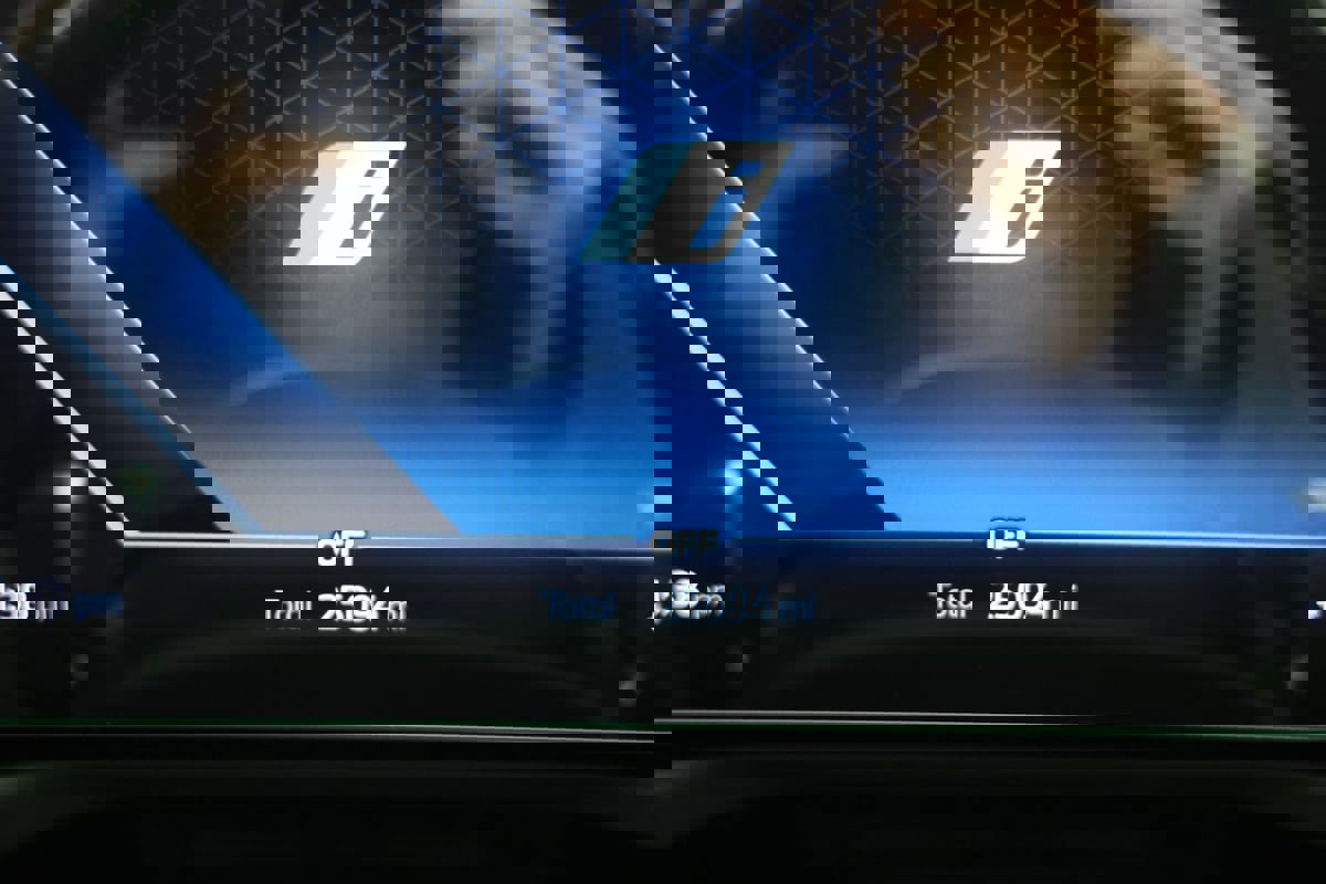 Used 2023 BMW 330e w/ M Sport Package image 12