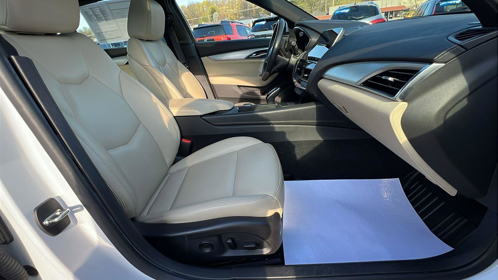 Used 2023 Cadillac CT5 Luxury w/ Sun And Sound Package image 13