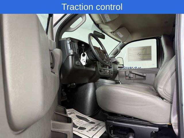 New 2026 Chevrolet Express 2500 w/ Driver Convenience Package image 9