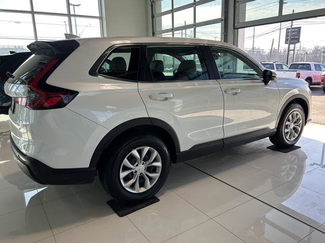 Used 2023 Honda CR-V LX image 7