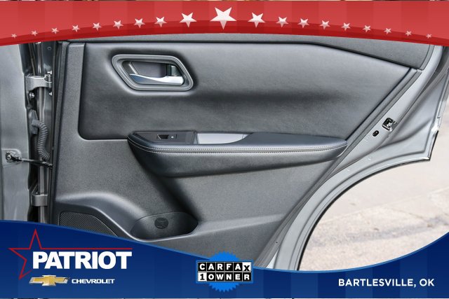 Used 2024 Nissan Rogue SV image 16