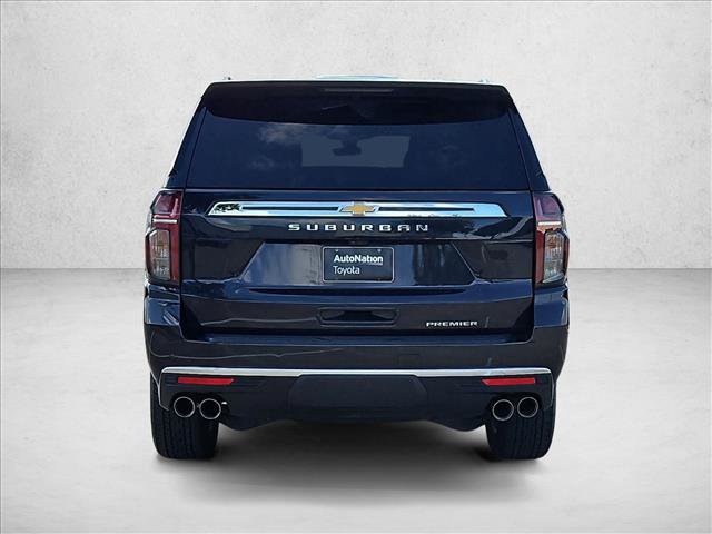 Used 2022 Chevrolet Suburban Premier RWD image 7