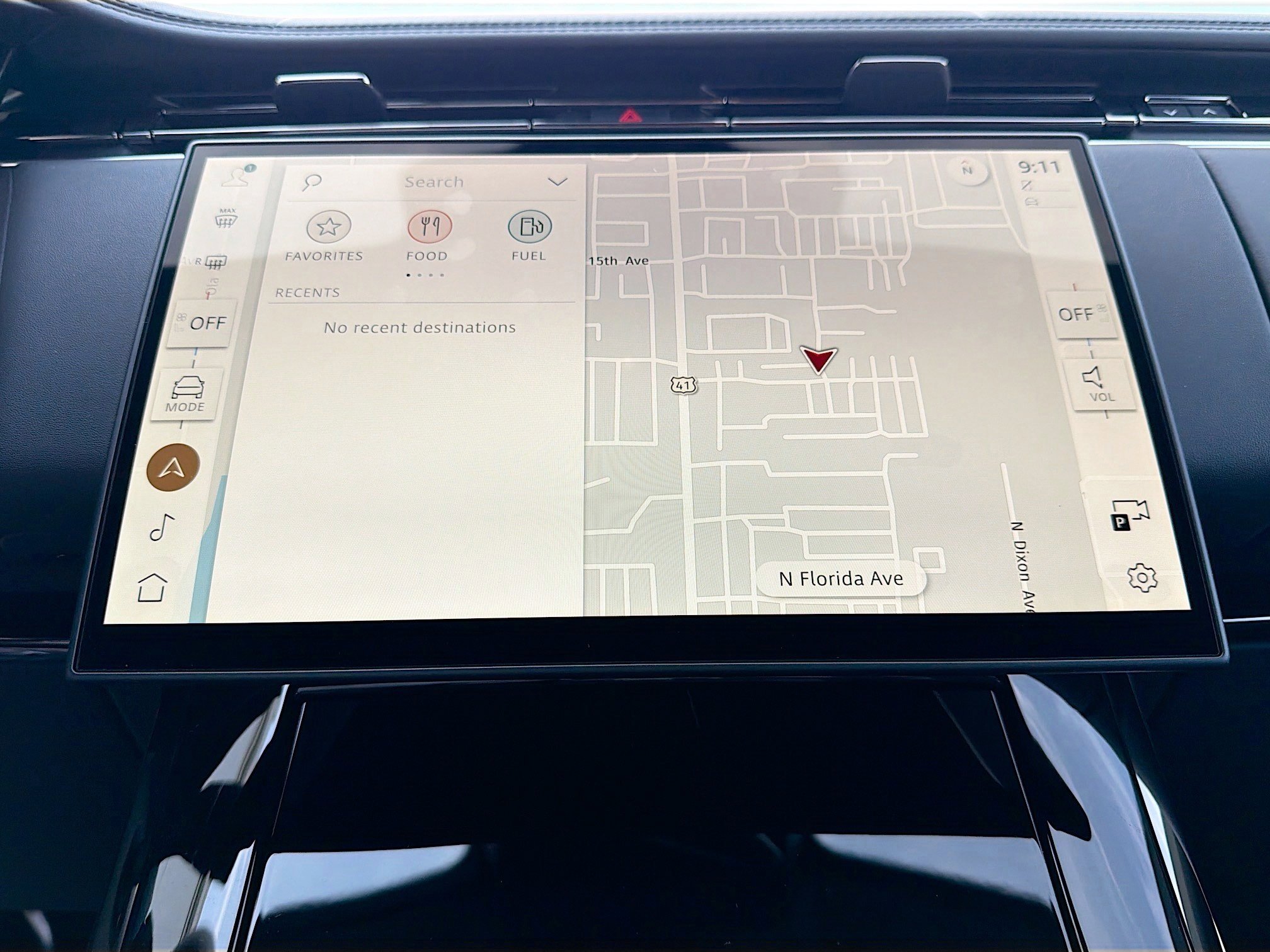 New 2026 Land Rover Range Rover Sport Dynamic SE image 32