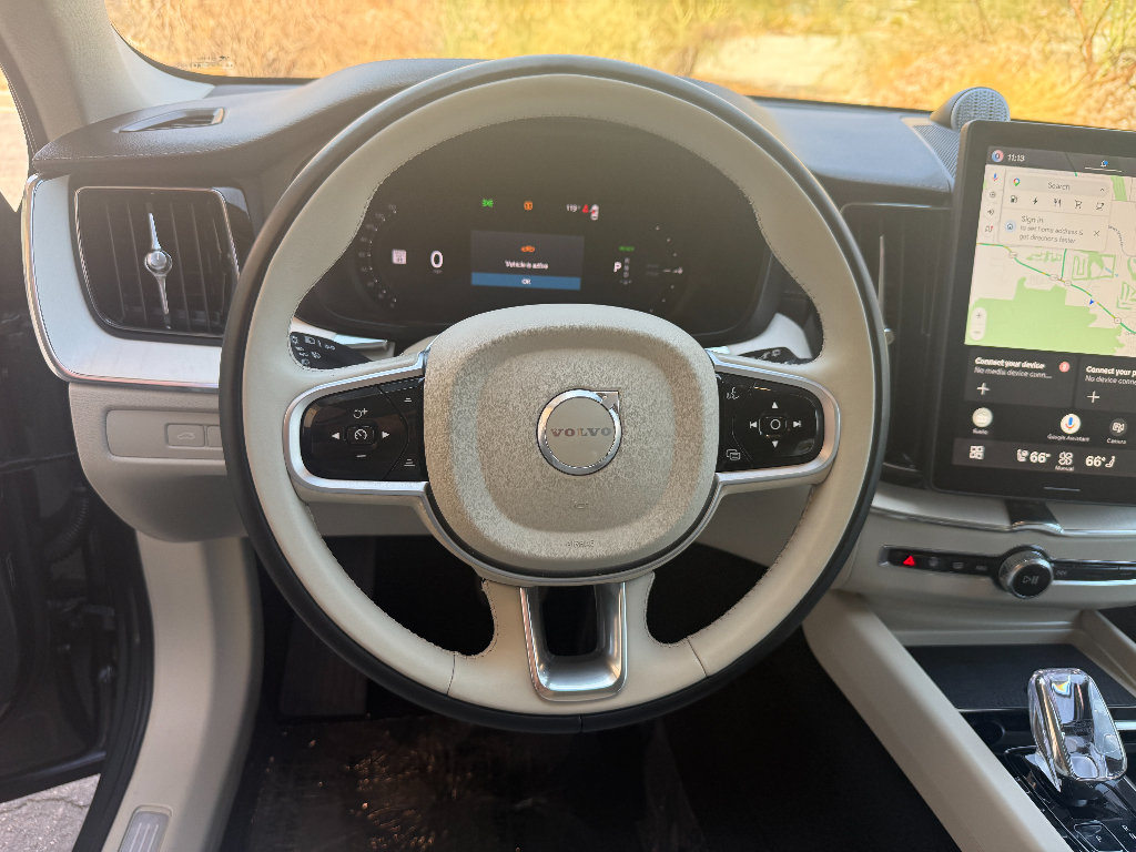 Used 2026 Volvo XC60 T8 Ultra AWD/4WD image 15