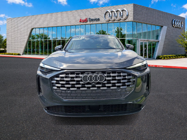 Certified 2025 Audi Q5 Premium w/ Convenience Package AWD/4WD image 2
