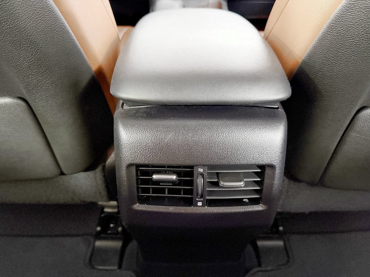 Used 2015 Lexus RX 450h AWD image 50