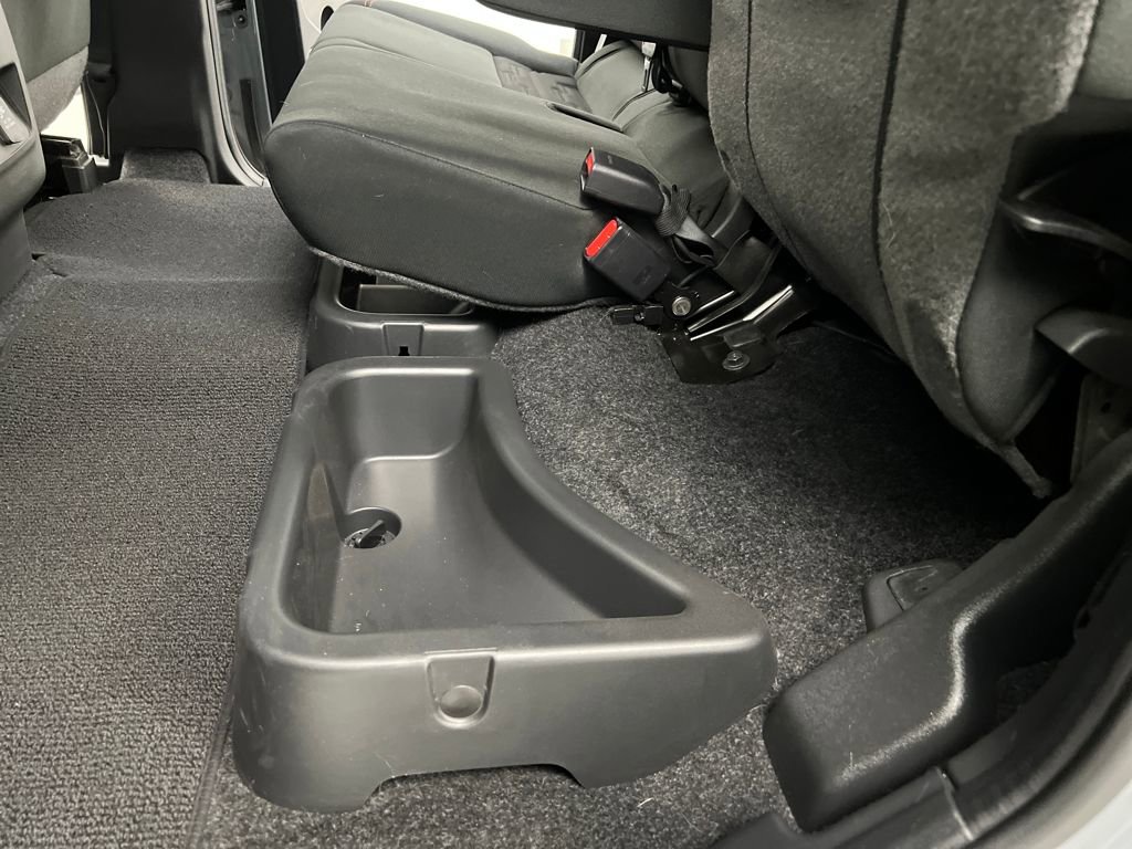 Used 2023 Nissan Frontier PRO-4X w/ Pro Convenience Package image 15