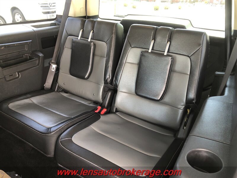 Used 2015 Ford Flex SEL w/ Equipment Group 202A FWD image 18