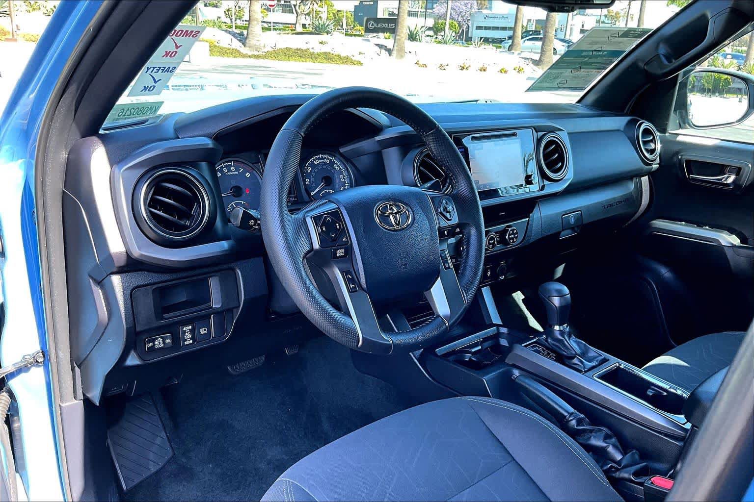 Used 2019 Toyota Tacoma TRD Sport w/ Technology Package RWD image 16