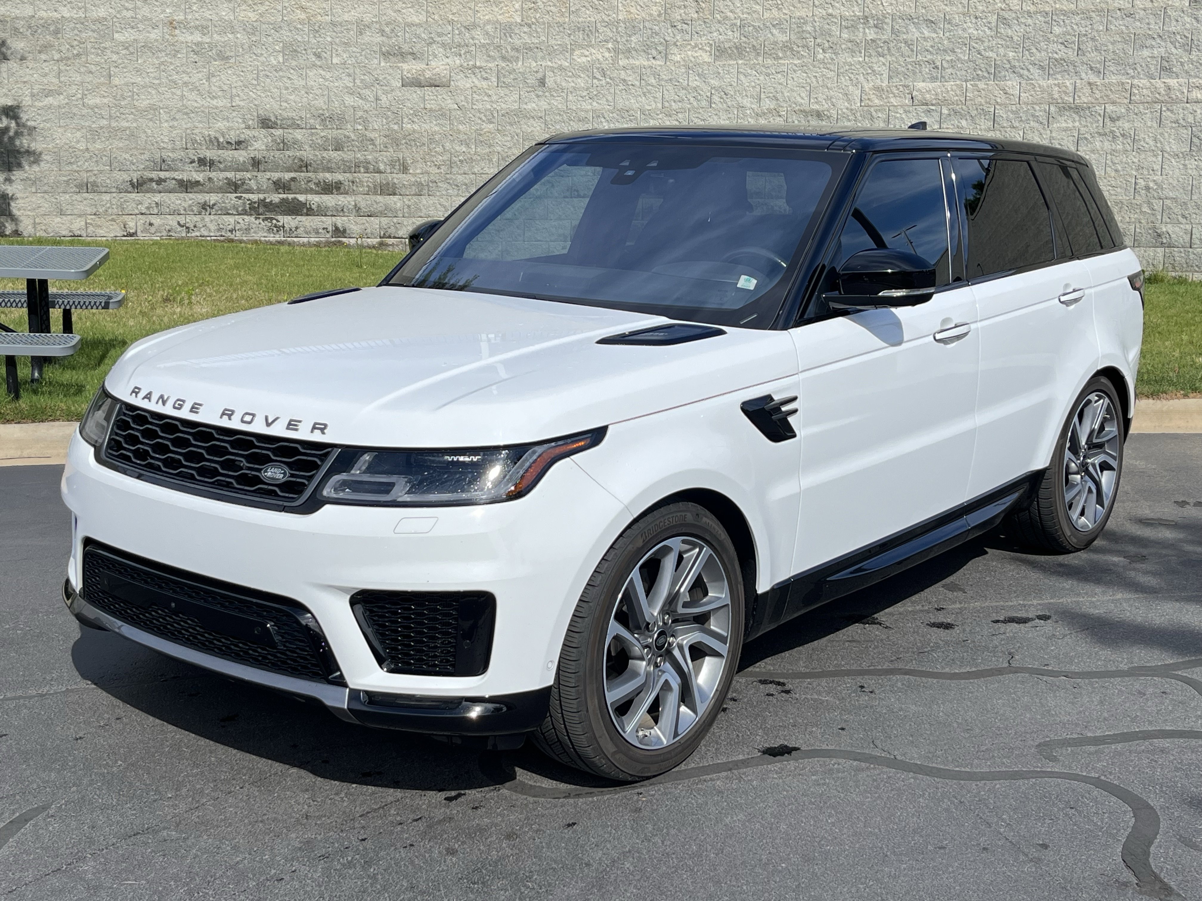Used 2021 Land Rover Range Rover Sport HSE Silver Edition AWD/4WD image 1