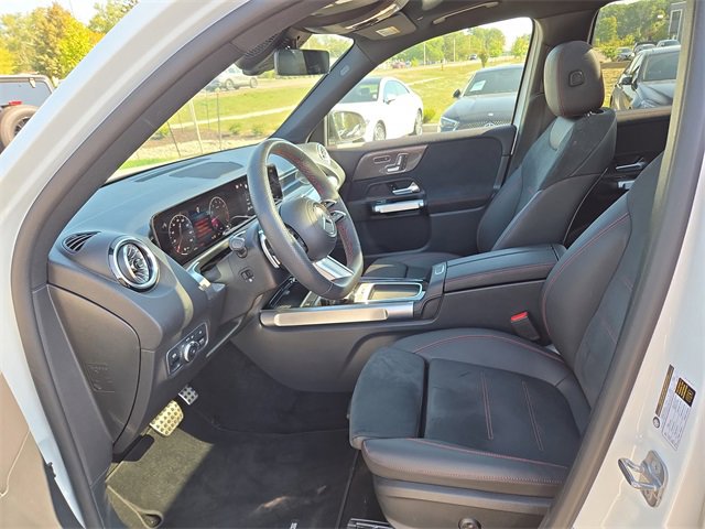 New 2024 Mercedes-Benz GLB 250 4MATIC image 25