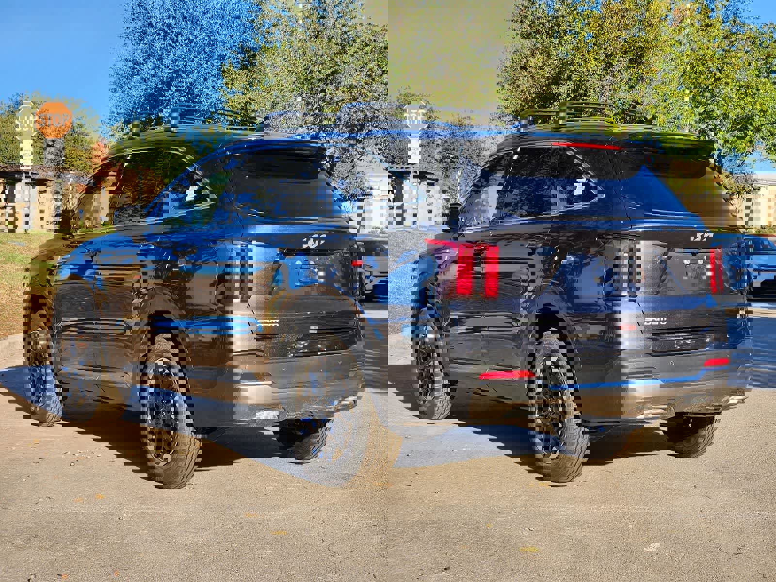 New 2026 Kia Sorento S AWD/4WD image 6