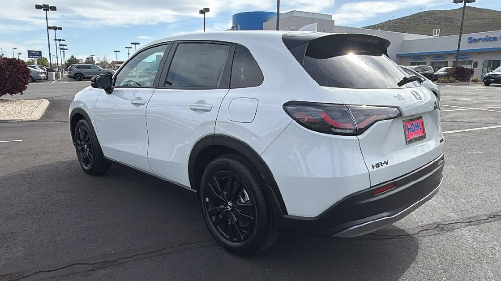 New 2026 Honda HR-V Sport image 5