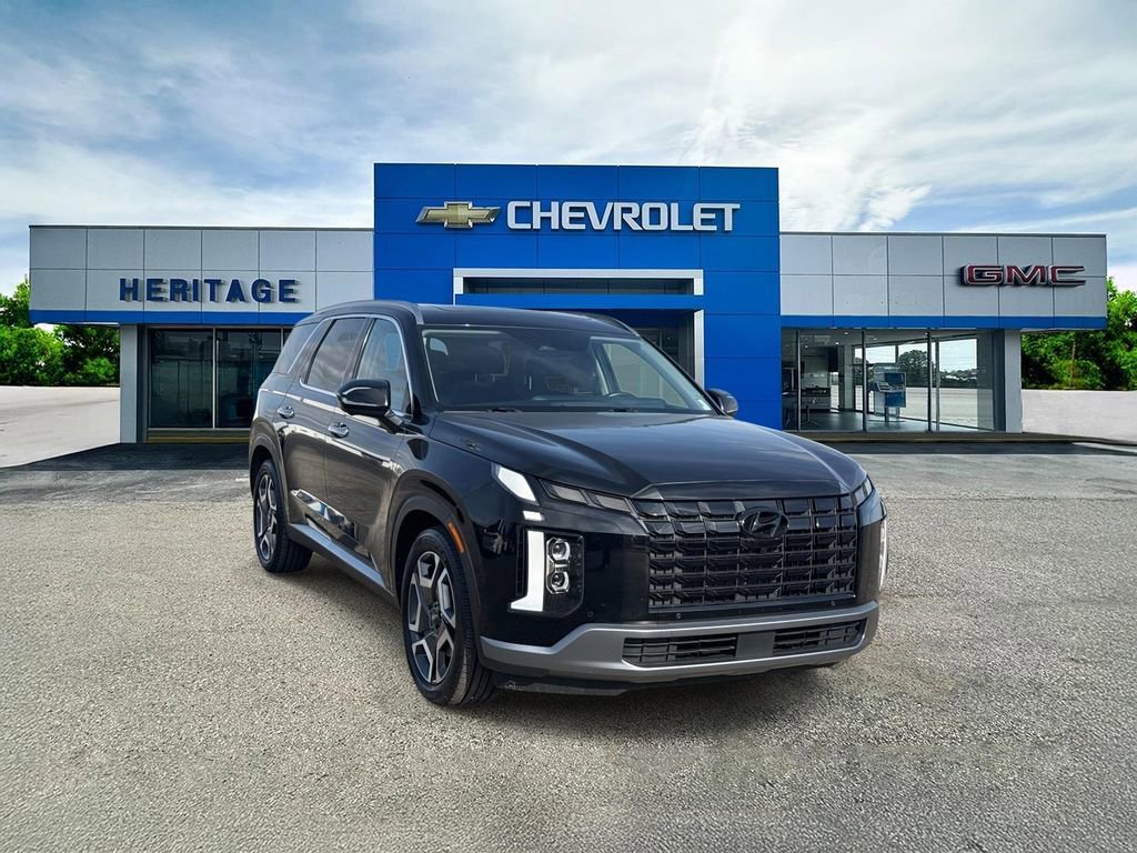 Used 2023 Hyundai Palisade Limited image 1