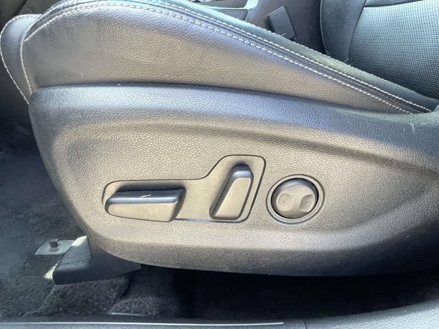 Certified 2022 Kia Sportage EX w/ EX Technology Package FWD image 17
