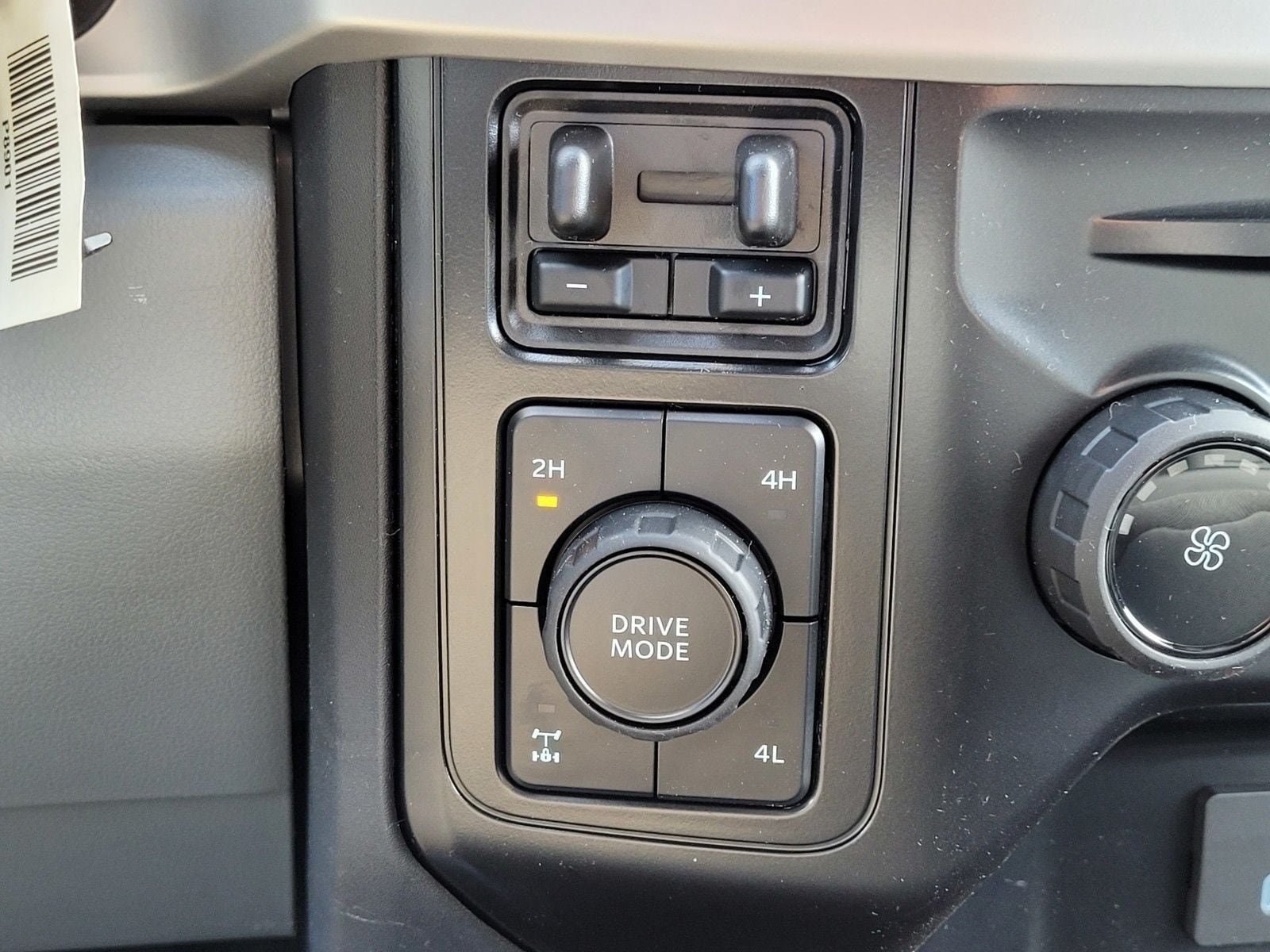 New 2026 Ford F250 XL w/ STX Appearance Package AWD/4WD image 24