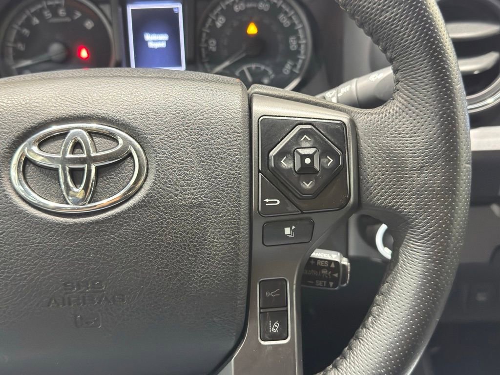 Used 2021 Toyota Tacoma TRD Sport image 32