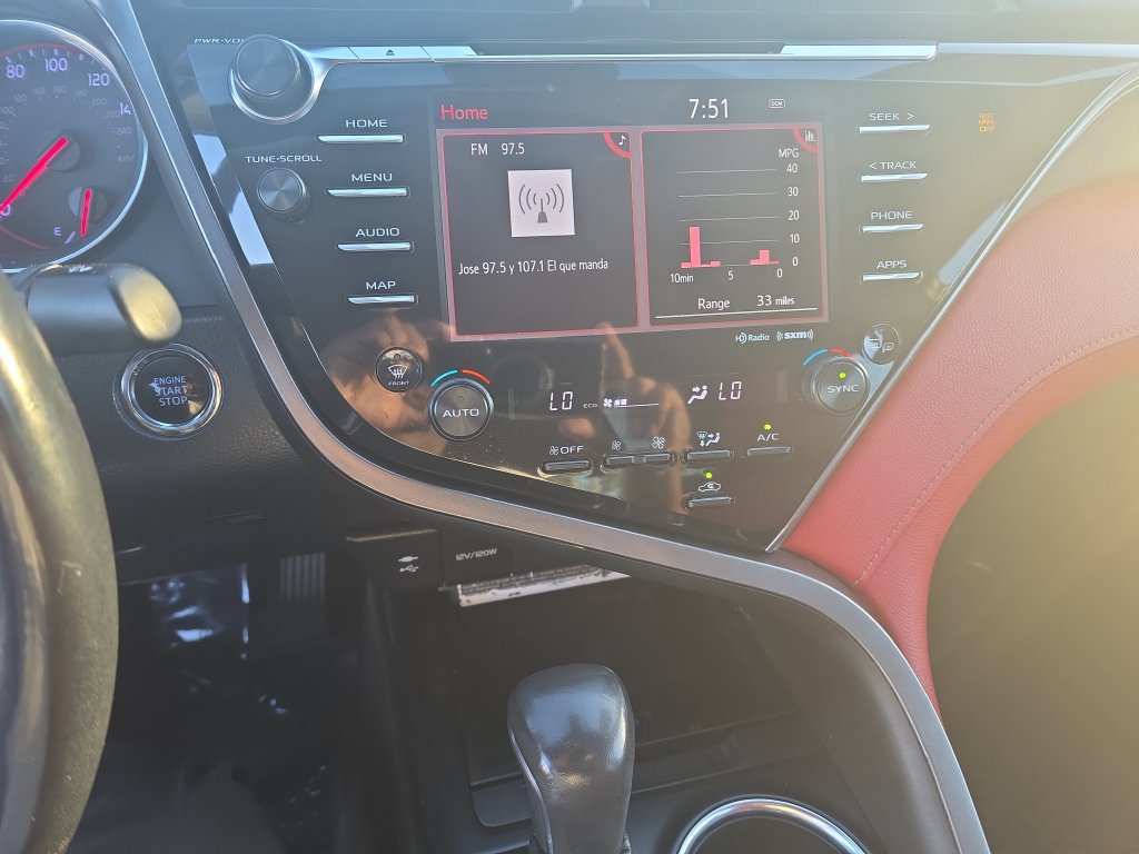Used 2019 Toyota Camry XSE FWD image 12