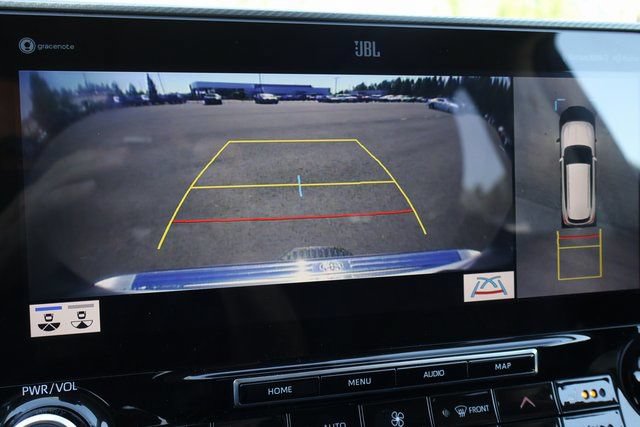 Used 2022 Toyota Highlander Platinum AWD/4WD image 24