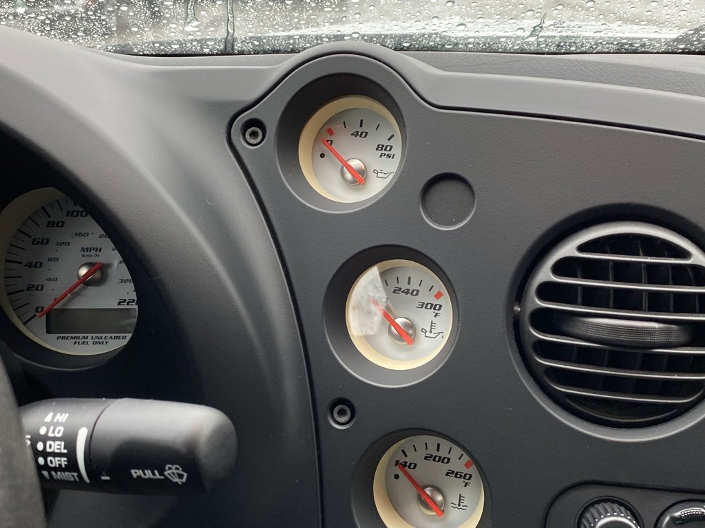 Used 2003 Dodge Viper SRT-10 image 8