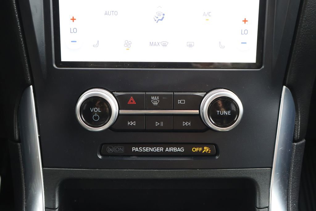 Used 2023 Ford Edge ST image 17