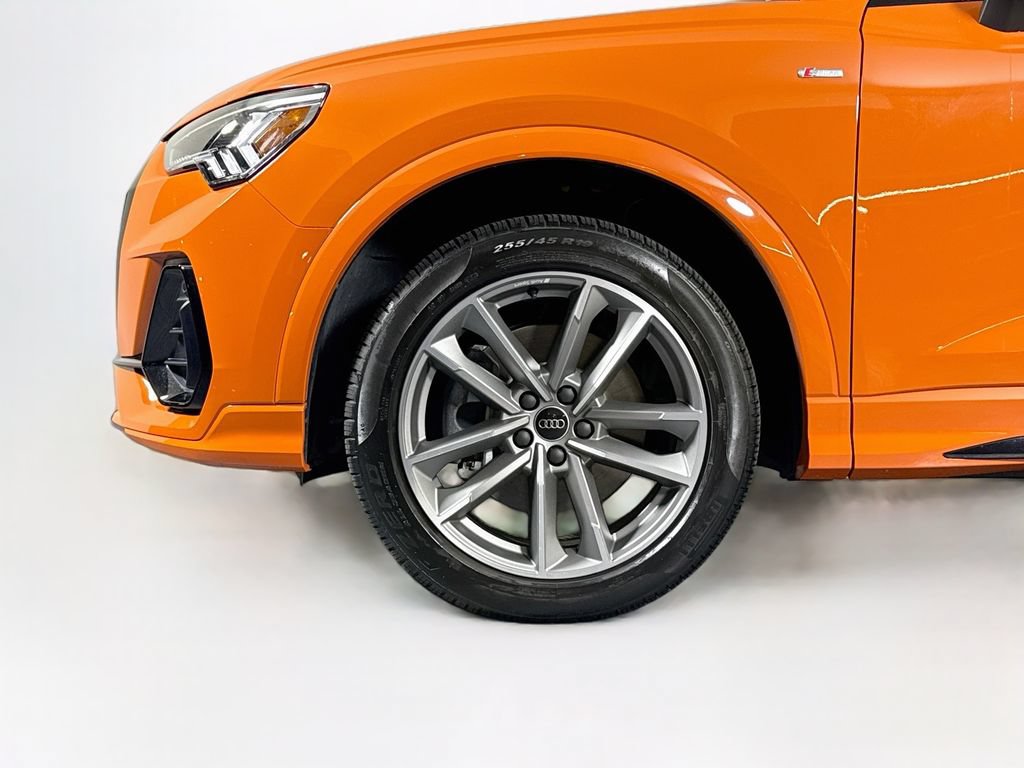 Used 2025 Audi Q3 2.0T Premium w/ Convenience Package AWD/4WD image 23