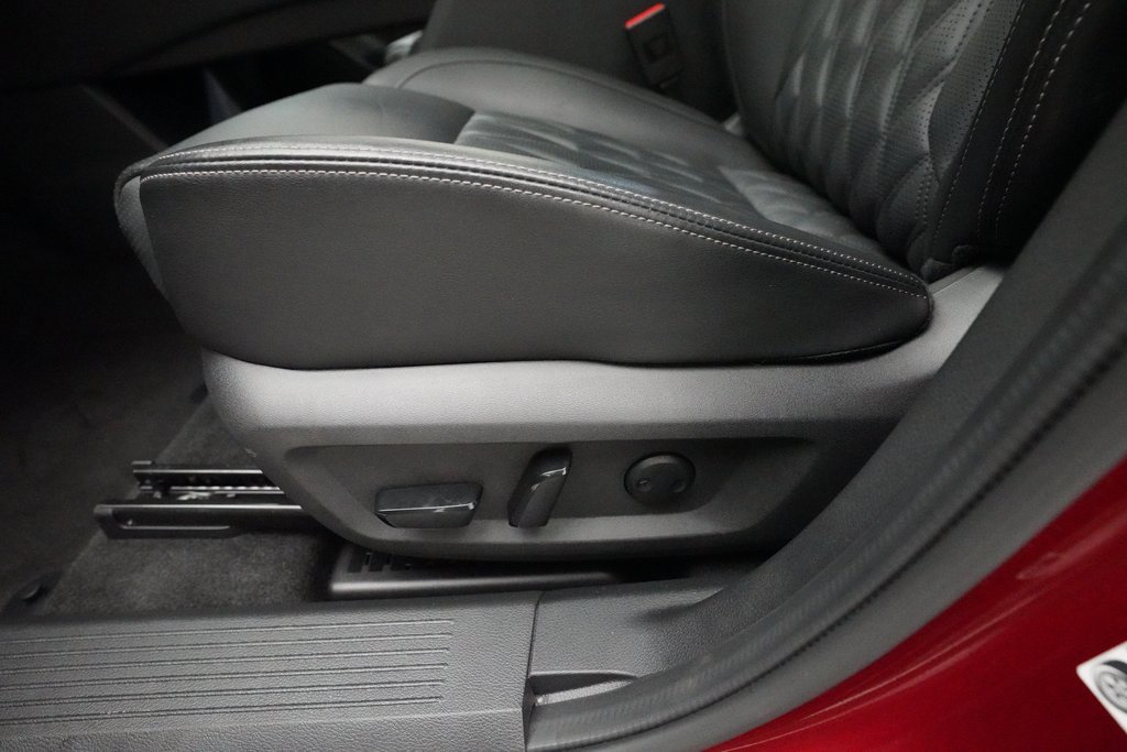 Used 2023 Nissan Rogue Platinum w/ Platinum Premium Package image 29