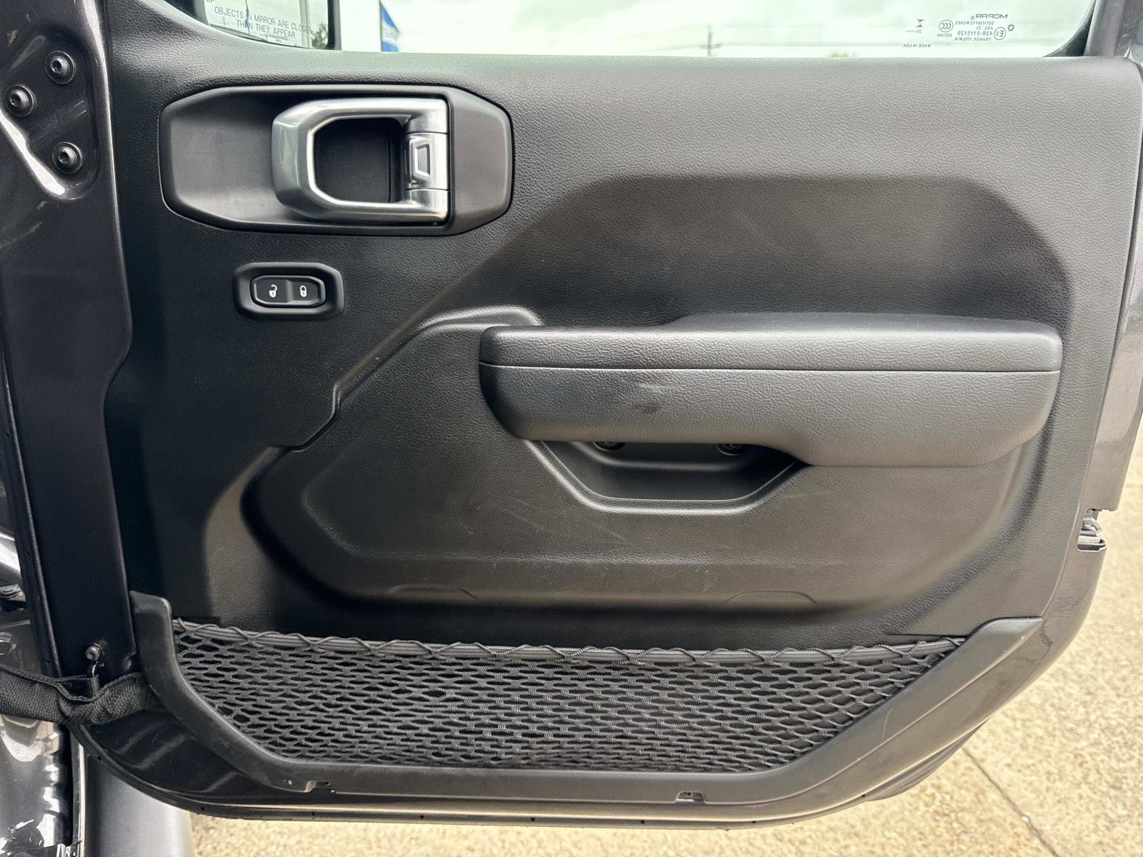 Used 2024 Jeep Wrangler Unlimited Sport AWD/4WD image 13