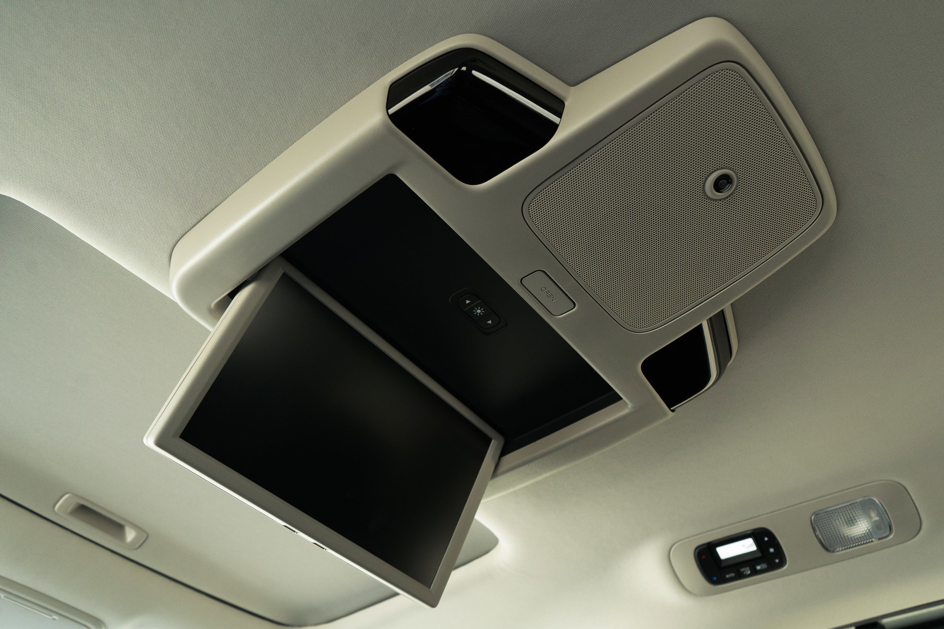 Certified 2025 Honda Odyssey Elite image 43