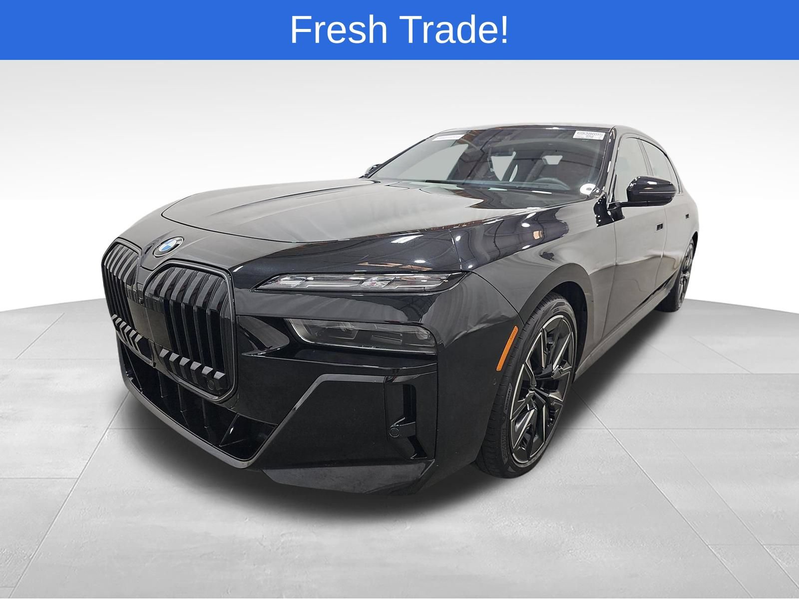 Certified 2025 BMW 760i xDrive w/ Executive Package