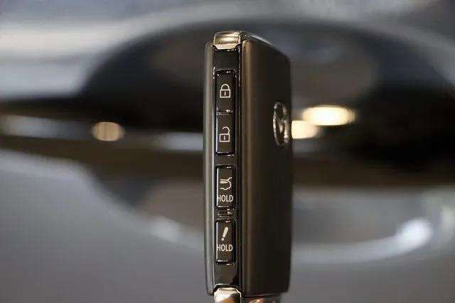 New 2025 MAZDA CX-70 Plug-In Hybrid w/ Premium Pkg AWD/4WD image 10