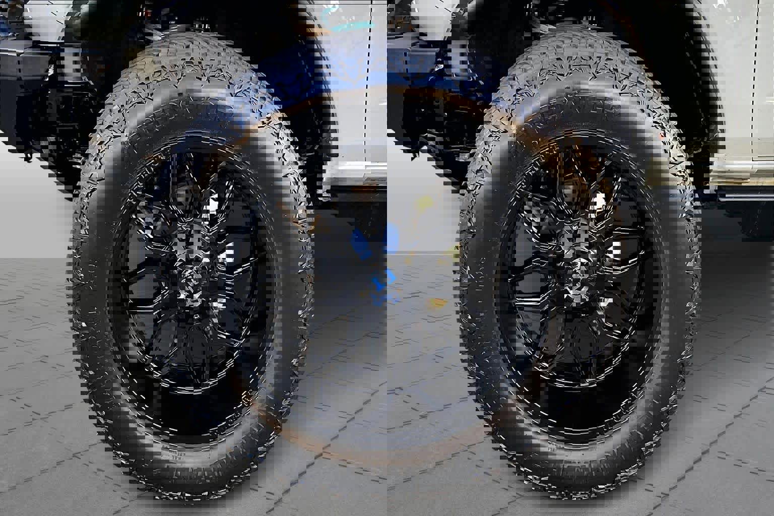 Used 2023 Ford Bronco Outer Banks image 10