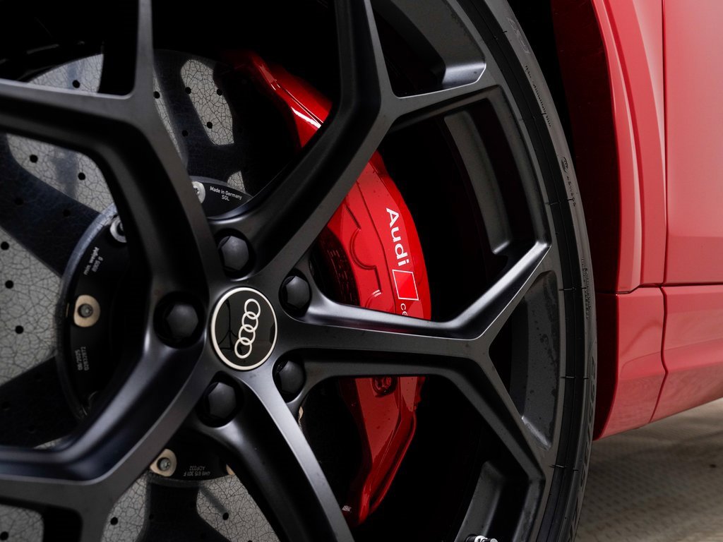 New 2025 Audi RS Q8 performance image 40