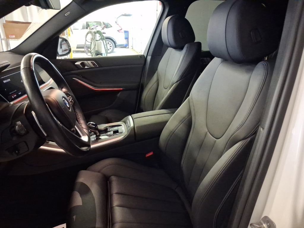 Used 2022 BMW X5 xDrive40i w/ Premium Package AWD/4WD image 15