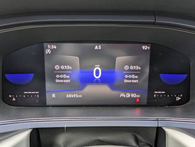 Used 2022 Volkswagen Taos SE w/ Panoramic Sunroof Package FWD image 28