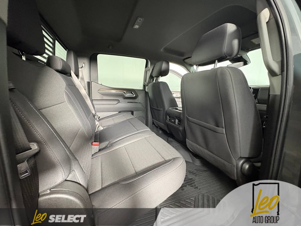 Used 2026 Chevrolet Silverado 1500 LT Trail Boss w/ Convenience Package II AWD/4WD image 11