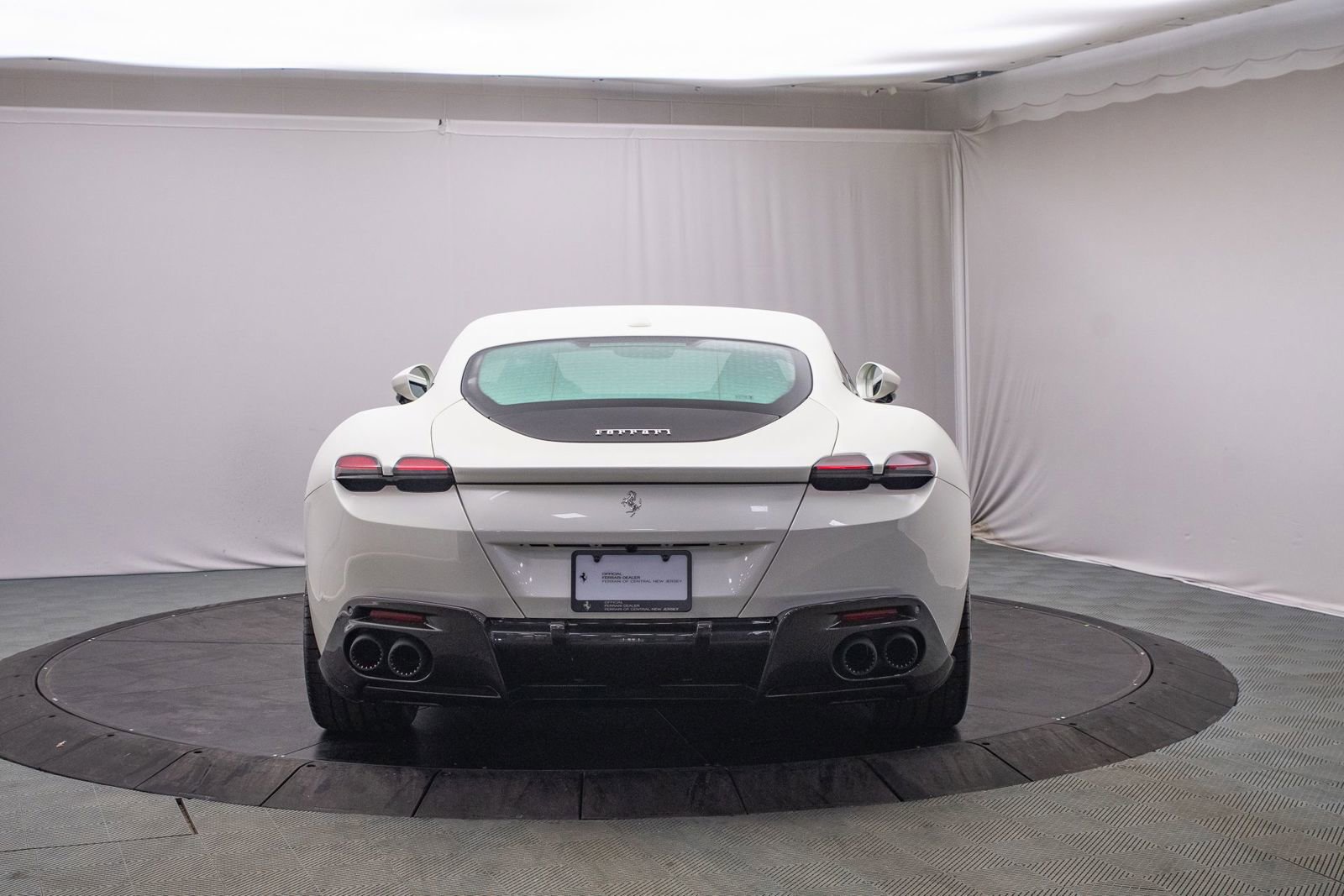 Certified 2024 Ferrari Roma image 9