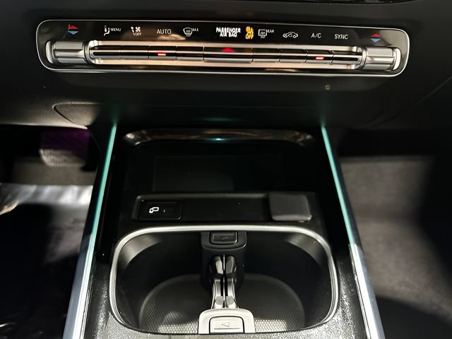 Used 2022 Mercedes-Benz GLA 250 4MATIC image 23