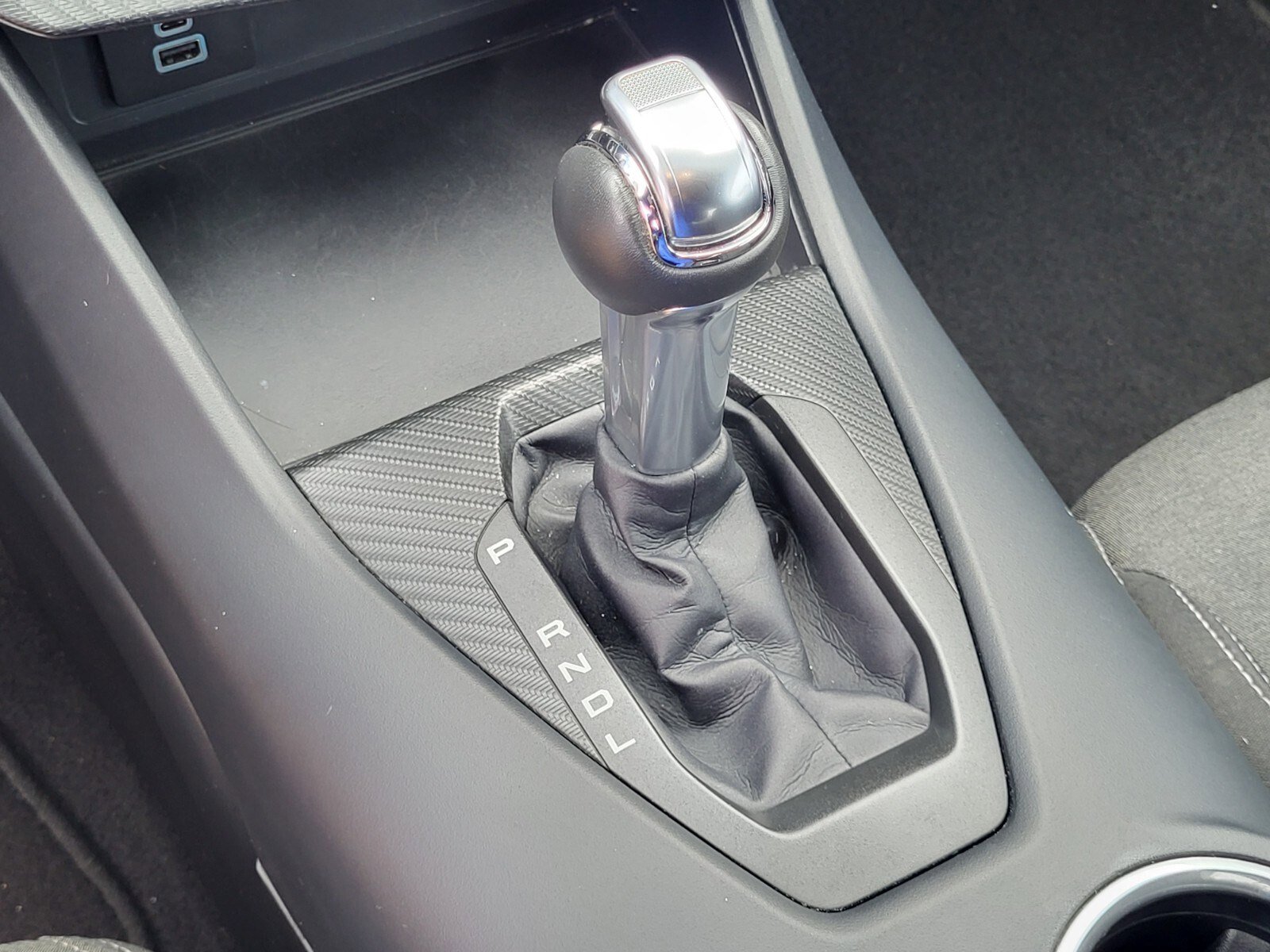 Certified 2024 Ford Mustang Coupe RWD image 24