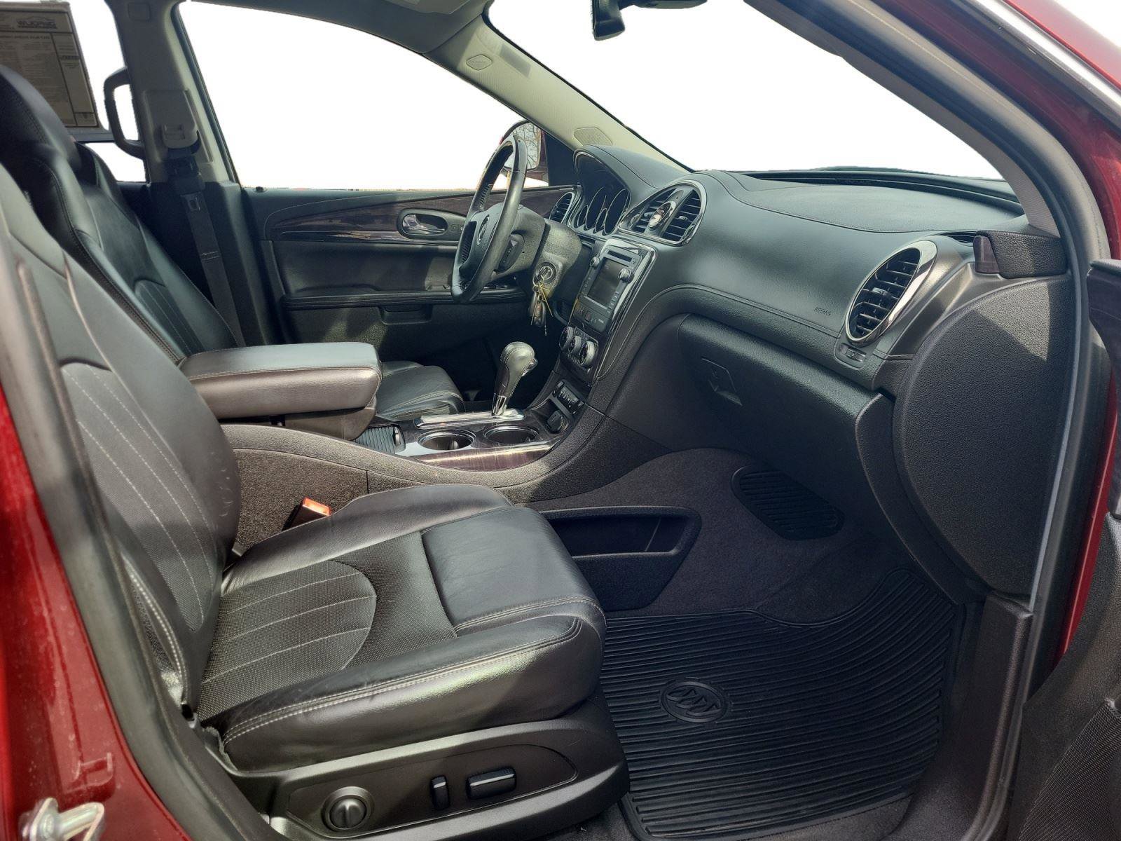 Used 2017 Buick Enclave Leather w/ Trailering Package image 27