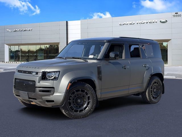 Used 2025 Land Rover Defender 110 AWD/4WD image 1